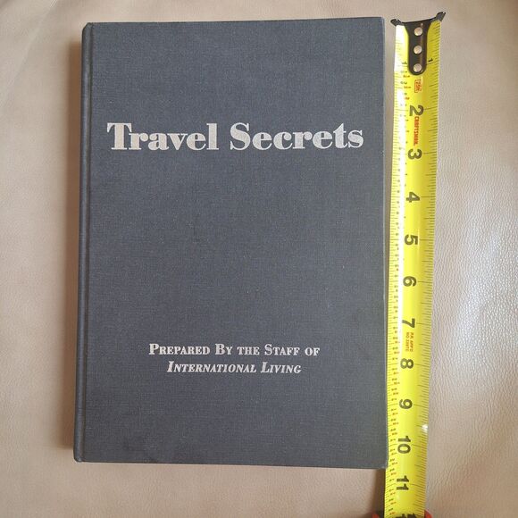 Travel Secrets 1995 International Living Hardcover Book World Travel Guide - Picture 2 of 14